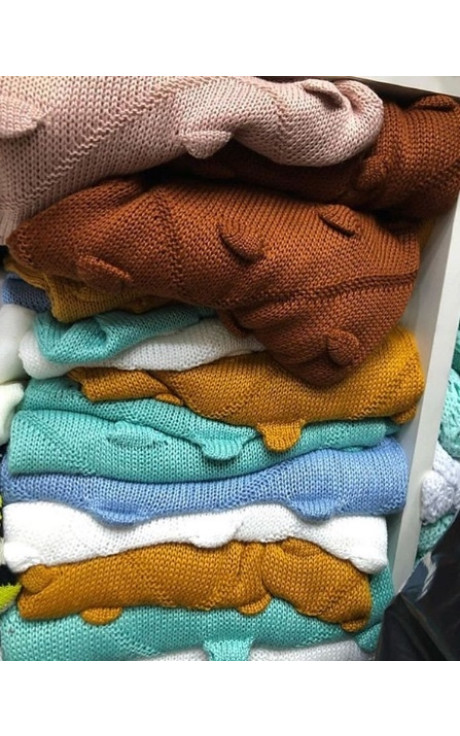 blusa tricot pompom
